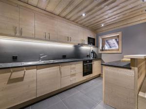 Chalet Méribel, 5 pièces, 11 personnes - FR-1-565-46