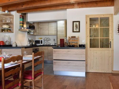Chalet Méribel, 5 pièces, 12 personnes - FR-1-180-191