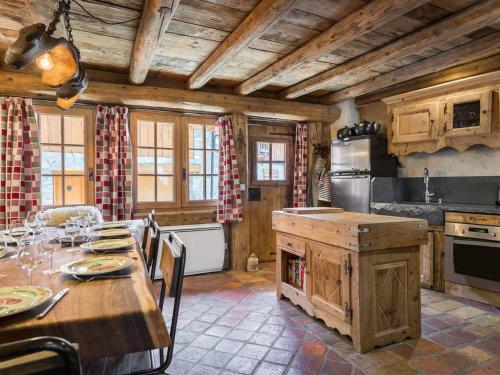 Chalet Méribel, 7 pièces, 12 personnes - FR-1-566-8