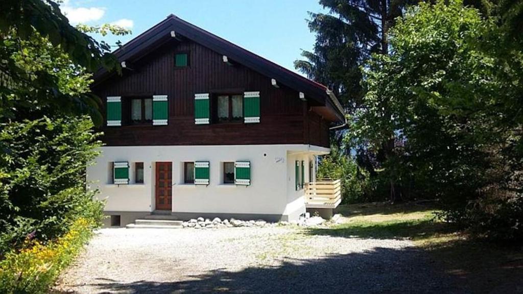 Chalet Chalet Mireneige charme et confort face au Mont Blanc 261 Route du Feug 74920 Combloux