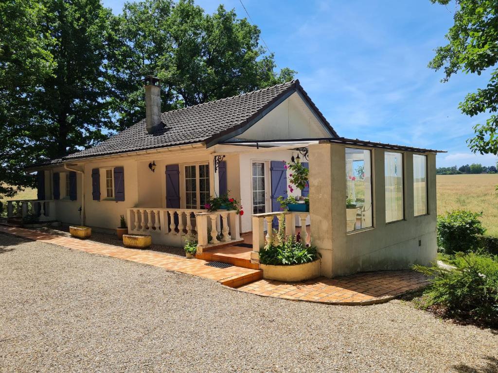 Chalet Mitoyen pour 8 avec BALCON et JARDIN 74400 Chamonix-Mont-Blanc