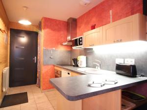 Chalet Mont-Dore, 3 pièces, 6 personnes - FR-1-608-65