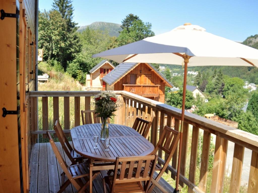 Chalet Chalet Mont-Dore, 5 pièces, 8 personnes - FR-1-608-31 HAMEAU DES SOURCES CHALET N°22 63240 Le Mont-Dore