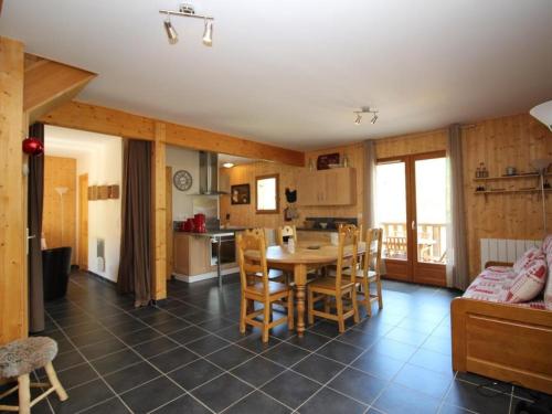 Chalet Mont-Dore, 5 pièces, 8 personnes - FR-1-608-31