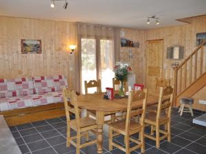Chalet Mont-Dore, 5 pièces, 8 personnes - FR-1-608-31