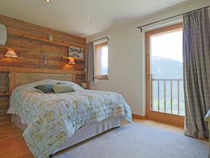 Chalet Montvalezan-La Rosière, 8 pièces, 12 personnes - FR-1-398-645