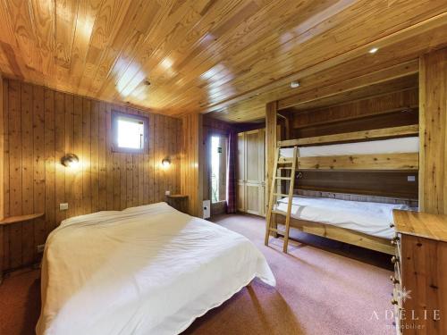 Chalet Montvalezan-La Rosière, 9 pièces, 14 personnes - FR-1-398-647