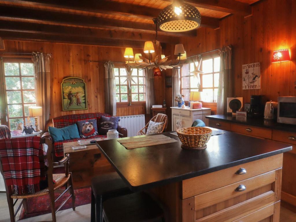 Chalet Chalet Morillon Village, 3 pièces, 7 personnes - FR-1-624-119 1403 Route des Champs 74440 Morillon