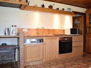 Chalet Chalet Morzine, 5 pièces, 12 personnes - FR-1-524-11 2040 B Route des Nants 74110 Morzine Rhône-Alpes