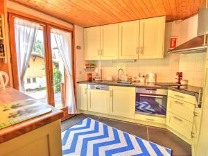 Chalet Morzine, 7 pièces, 12 personnes - FR-1-524-3