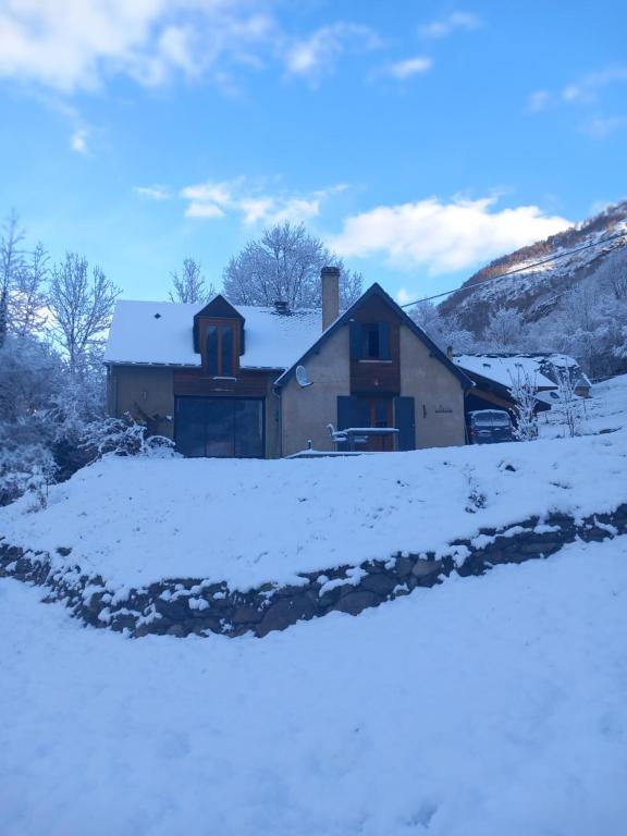 Chalet NATTO Boueyries  route du lac, 65400 Estaing