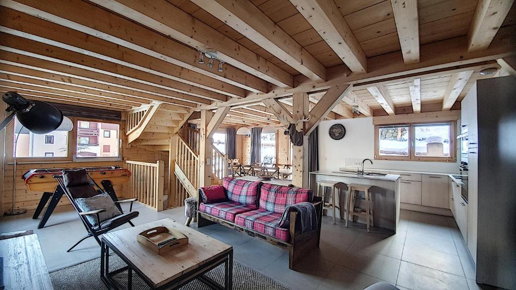 Chalet CHALET NEUF -SAINT JEAN D'AULPS STATION 12 PERSONNES - CIMES C6 Chemin des Cimes 265 74430 Saint-Jean-dʼAulps