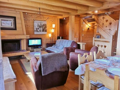 Chalet Notre-Dame-de-Bellecombe, 7 pièces, 14 personnes - FR-1-595-58