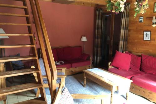 Chalet on the slopes with BALCONY La Clusaz