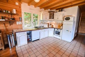 Chalet paisible de 170m avec jolie TERRASSE !