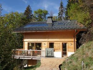 Chalet Penguin Hill