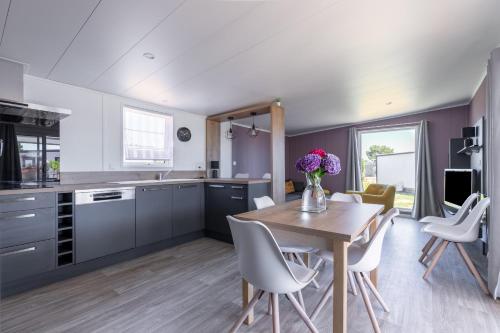 Chalet pour 4 dans une residence avec piscine couverte