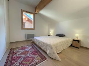 Chalet Puy-Saint-Pierre, 4 pièces, 8 personnes - FR-1-330C-136