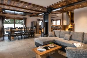 Chalet Chalet Saint Maurice - piscine privée & jacuzzi Rue des Cortis 73350 Champagny-en-Vanoise Rhône-Alpes