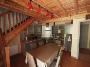 Chalet Chalet Saint-Michel-de-Chaillol, 4 pièces, 8 personnes - FR-1-393-151 15 chemin du Riou MORT LES MARRONS 05260 Saint-Michel-de-Chaillol Provence-Alpes-Côte d\'Azur