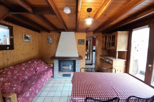 Chalet SAVOYARD avec JARDIN et TERASSE !