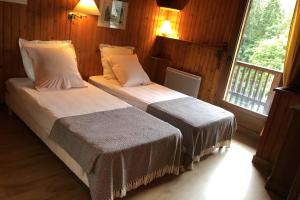 Chalet SAVOYARD avec JARDIN et TERASSE !