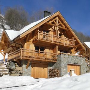 Chalet Chalet Skidh - 10 personnes - emplacement idéal au centre de Vaujany 45 Rue du Caroux 38114 Vaujany Rhône-Alpes