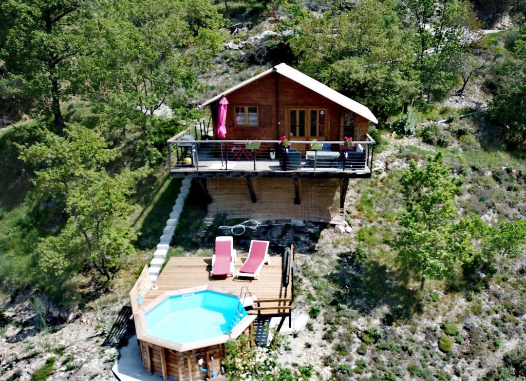 Chalet Chalet sur pilotis spa hiver piscine privative été 0 0 Quartier Garibert La blachiera inferieure 06440 Lucéram