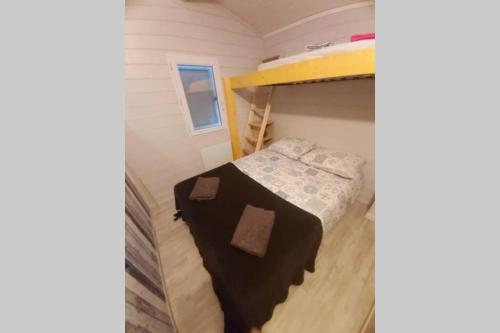 Chalet T3/clim/wifi/pkg/terrasse/15 min plages