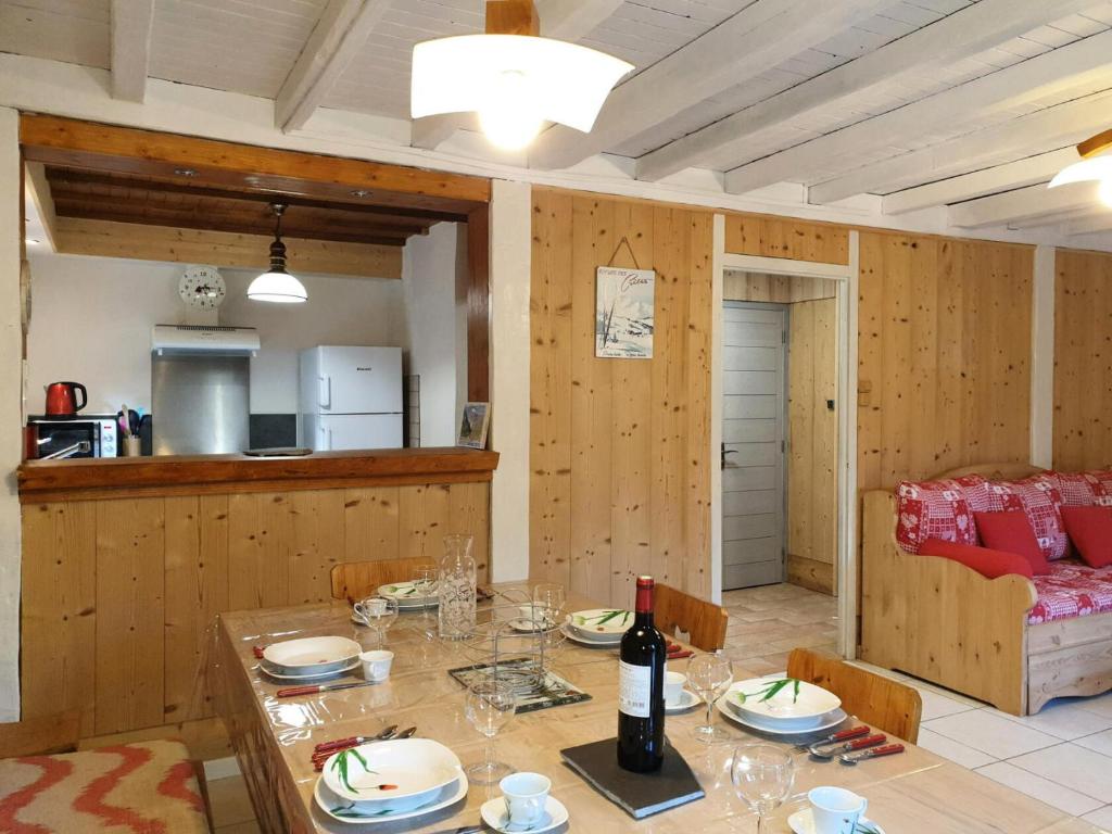 Chalet Chalet Thom - Chalets pour 6 Personnes 644 1481 route de la Plagne 74110 Morzine