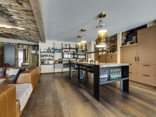 Chalet Tignes, 6 pièces, 10 personnes - FR-1-641-1