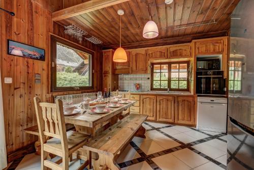 CHALET Trois Bois - Alpes Travel - LES HOUCHES - sleeps 8