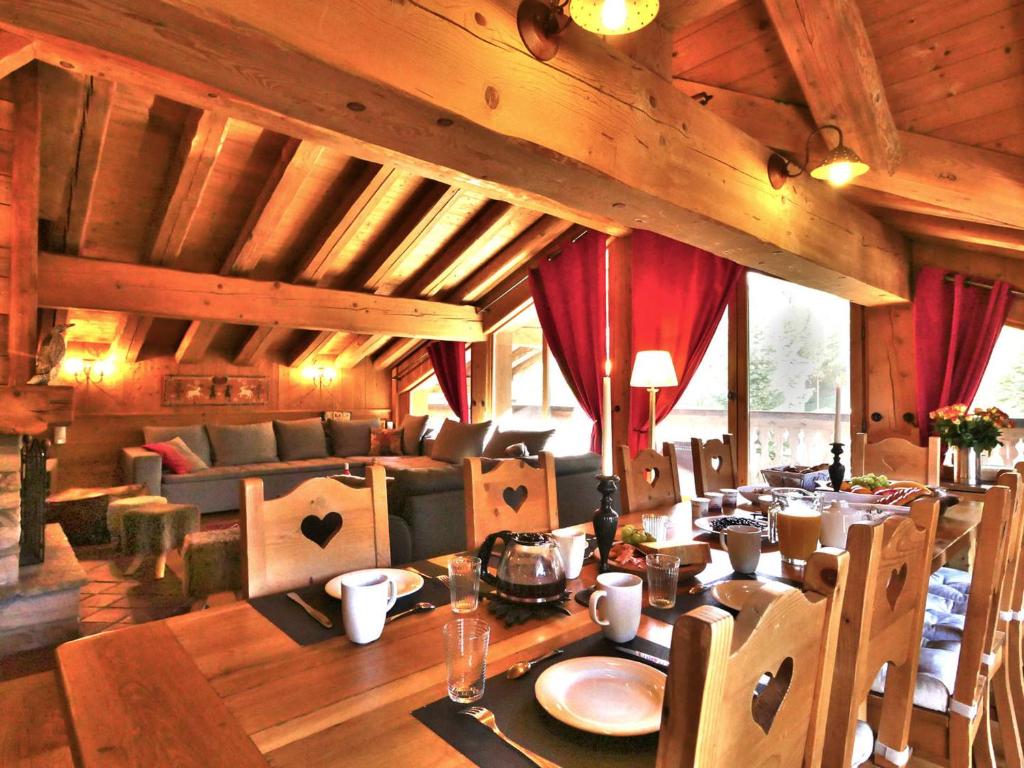 Chalet Chalet Val-d'Isère, 7 pièces, 12 personnes - FR-1-519-35 Avenue Olympique 73150 Val dʼIsère