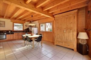 Chalet CHALET WIFI - LE BIOT - 8 PERSONNES - CHALET MORAND route du chef lieu, Gys 3701 74430 Le Biot Rhône-Alpes