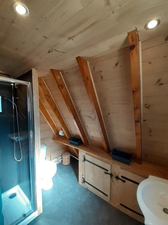 chalets cocody les argil ouest route de restefond, 04850 Jausiers