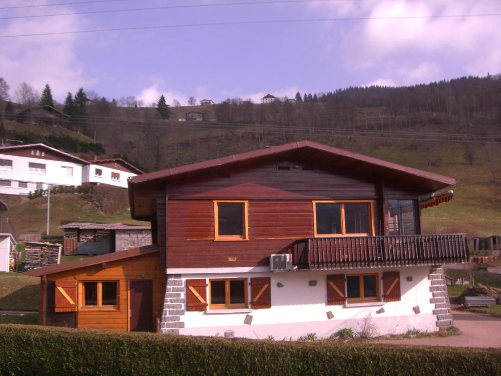 Chalet Chalets les Marcels 14 rue du Chevreuil Blanc 88250 La Bresse