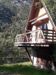 Chalet chalets montagnard Les Argiles Ouest 04850 Jausiers Provence-Alpes-Côte d\'Azur