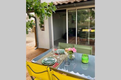 Charmant chalet avec une grande terrasse au Pyla