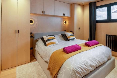 Charming mini-chalet nearby the ski slopes and La Clusaz center - Welkeys