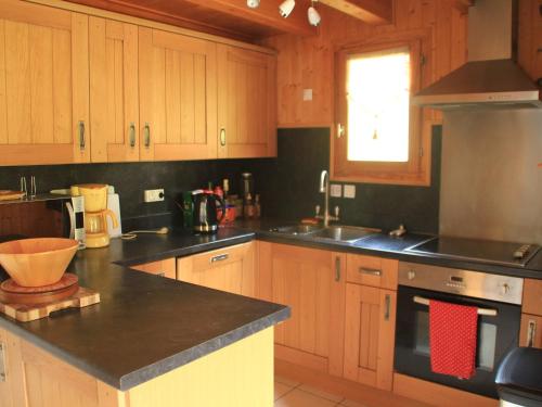 Chalet Chalet Châtel, 4 pièces, 6 personnes - FR-1-200-291 935 ROUTE DE LA BECHIGNE Châtel