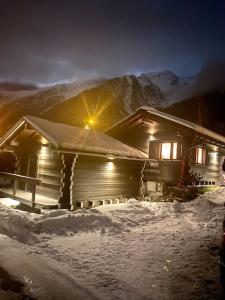 COCOONING CHALET MAZOT-5MN CHAMONIX-PARKING-WIFI