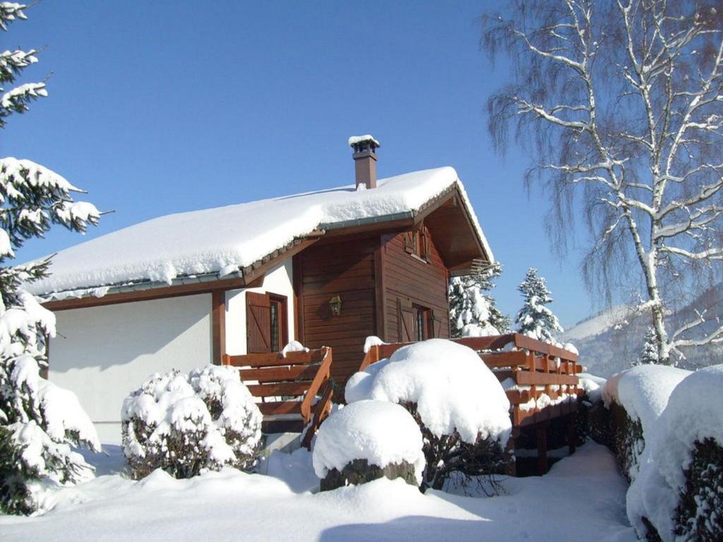 Comfy chalet with dishwasher, in the High Vosges , 88160 Le Ménil