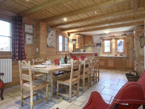 Chalet Chalet Courchevel, 6 pièces, 10 personnes - FR-1-631-107 309 rue de l'Aiguille du Fruit Courchevel