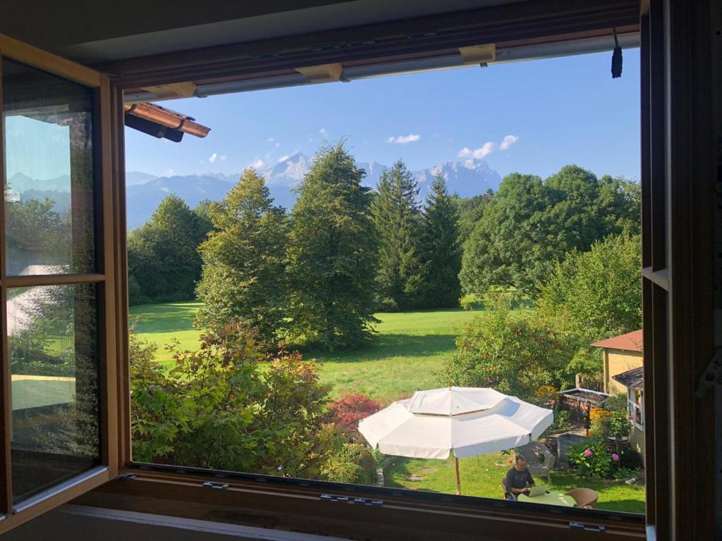 Maison de vacances Chalet Dahoam 10 Riedwiesenstraße, 82467 Garmisch-Partenkirchen