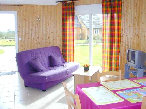 Chalet Chalet de 2 chambres avec jardin clos et wifi a Berville 212 rue de la ferme Pillet Berville