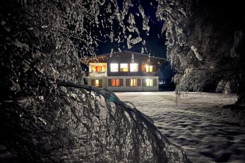 Chalet de l'aiguille with view on the Drus Chamonix-Mont-Blanc france