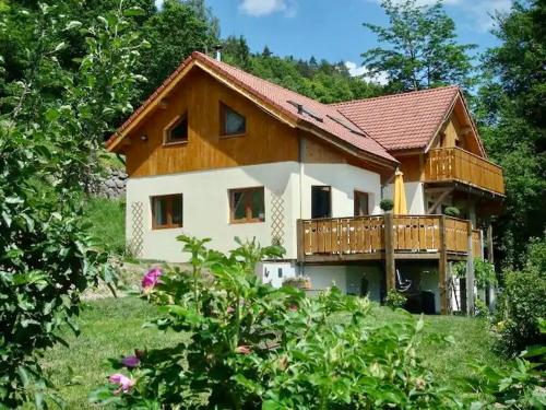 Chalet Chalet de La Houbliviere, 4 étoiles grand standing au cœur de la nature 1 Chemin de la Croix de la Houblivière Rochesson