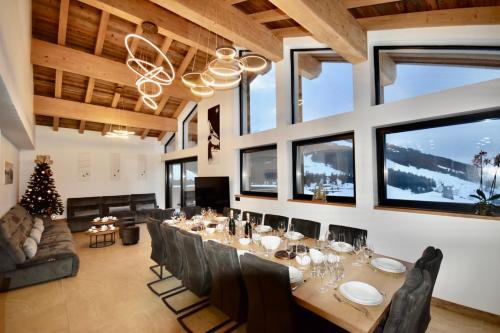 Chalet Chalet de luxe avec magnifique vue à Courchevel, 5 chambres, 15 pers 358 Rue Notre Dame des Neiges Courchevel