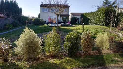 Chalet Chalet des 2 moutons 17 Lotissement le Clos de Lacaussade Le Taillan-Médoc