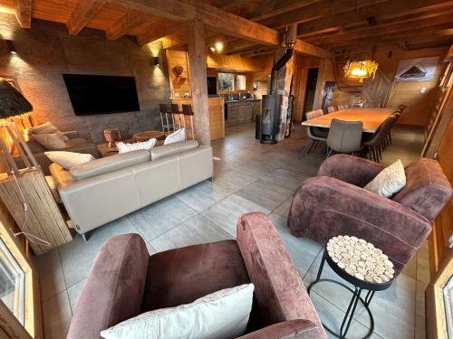 Chalet Chalet des Cîmes, chaleureux avec jacuzzi et sauna 46 Chemin de la Mauselaine Gérardmer